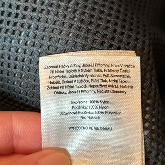 Columbia Windbreaker Light Jacket W Hood & Zipper Pockets Good Used Condition - Picture 6 of 7